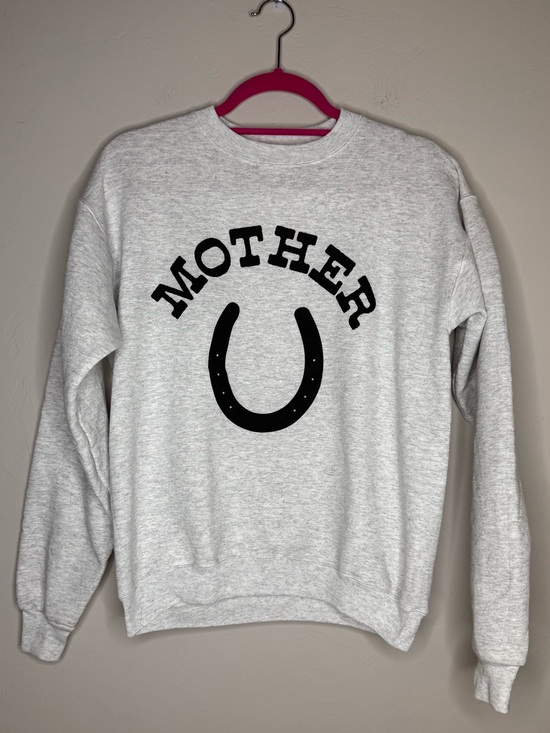 Tops - Boutique Mother horseshoe graphic sweatshirt crewneck ash gray size small